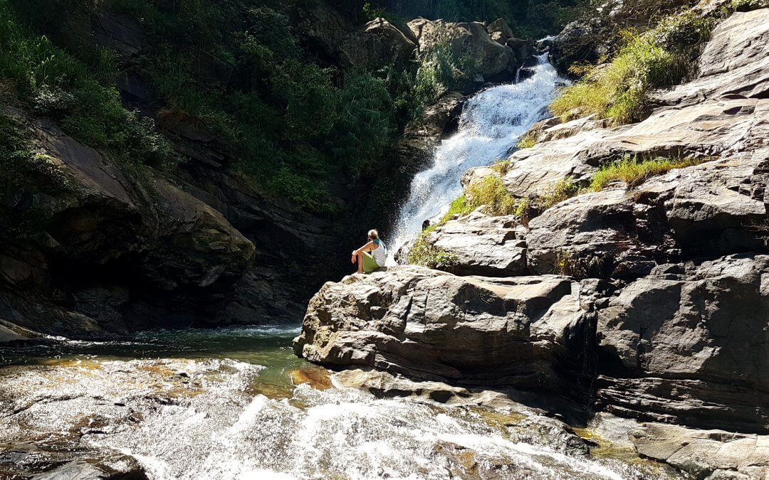 Ella – Waterfalls – Nine-Arch-Brigde – Hindutempel
